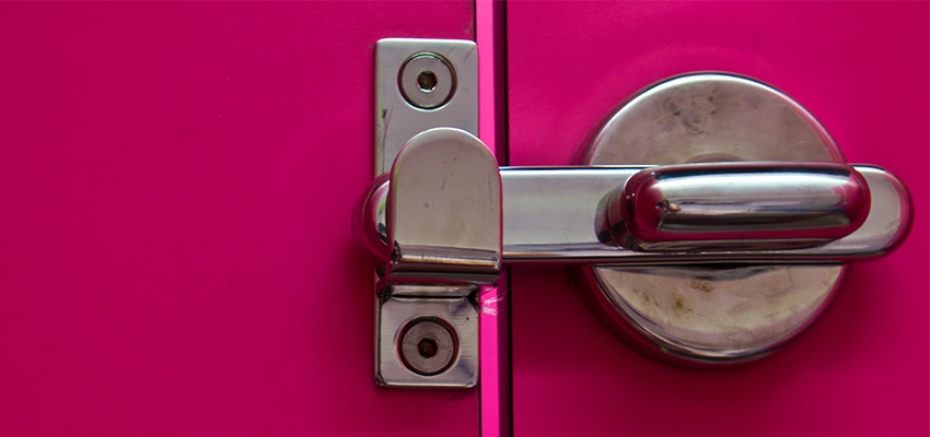 Childproof Gate Lock in Alamo, California